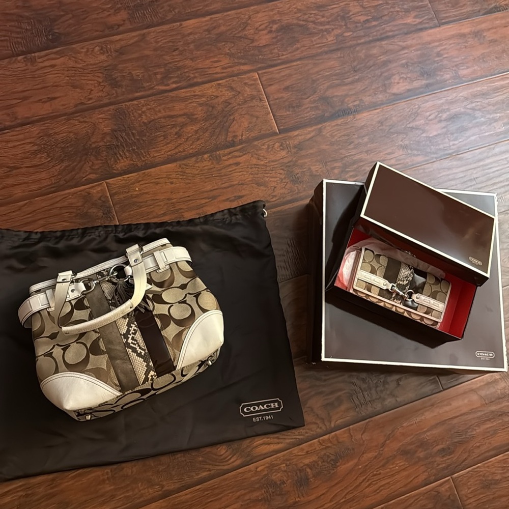 Brand New Coach Beige and Brown Signature Large Purse And Matching Wallet Set